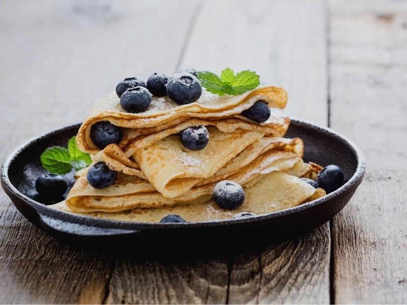 Lime and Blueberry Crepes